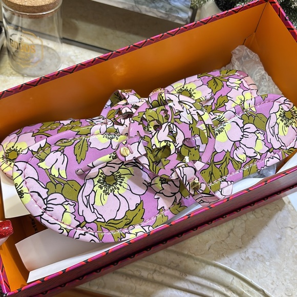 Tory Burch Miller Printed Patent Leather Bold Flowers Combo Purple size 9 - Picture 9 of 10